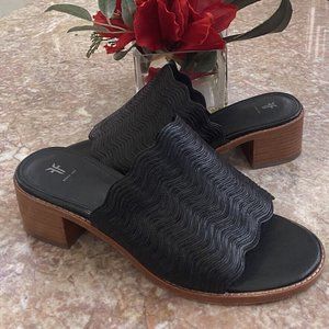 Frye Cindy Wave Mule 71642 Women's Black Leather Slip On Heel Shoes 9M